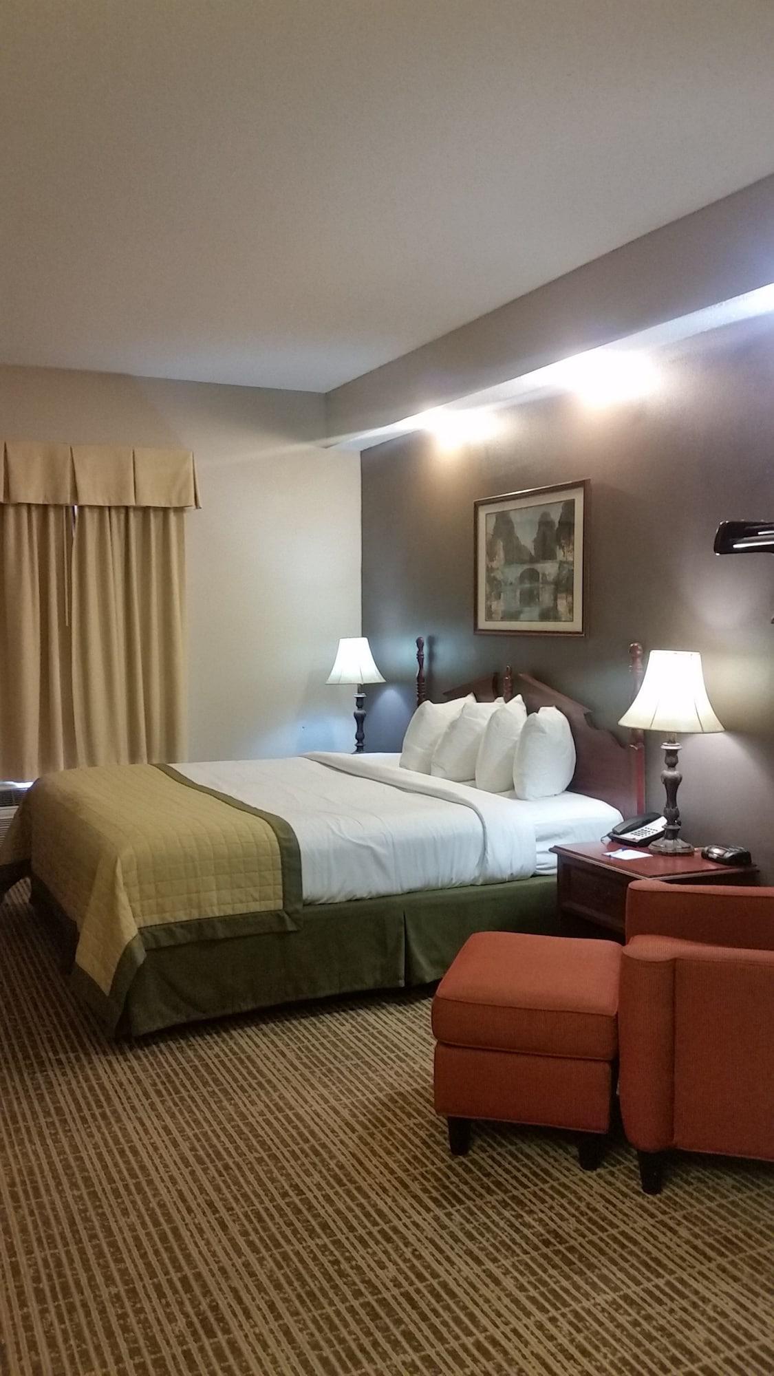 Baymont By Wyndham Lafayette Airport Hotel Exterior foto